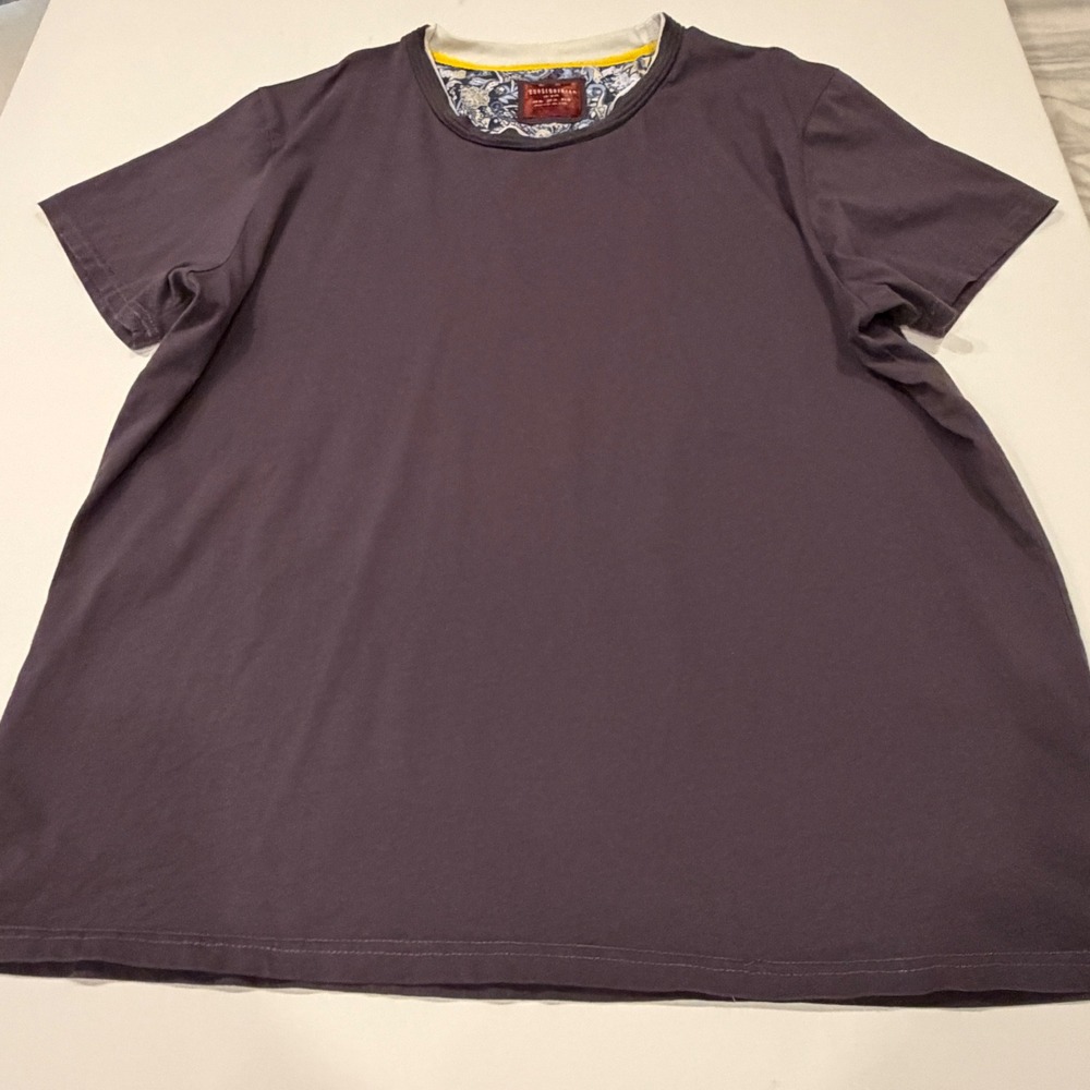 Consequence Antwerp Men's 3XL Faded Plum T-Shirt Paisley Trim Minimalist